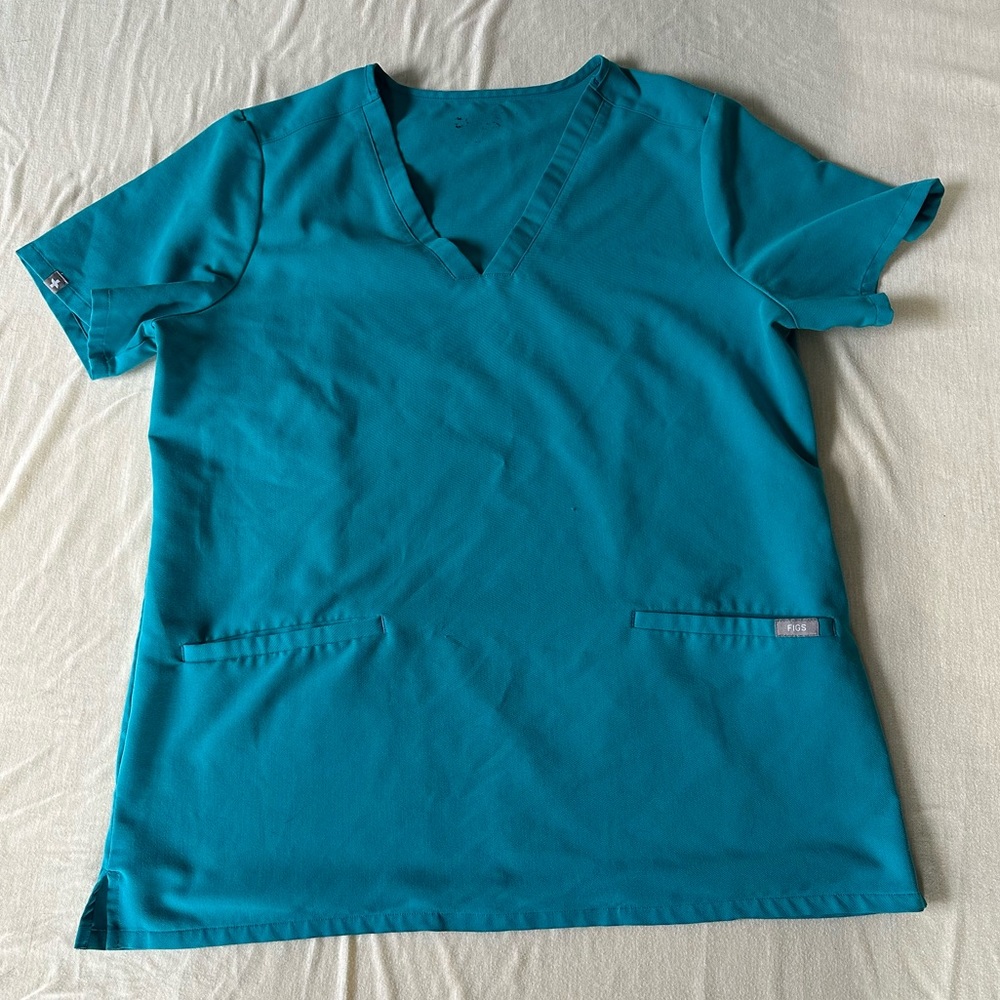 Figs medium scrub top teal